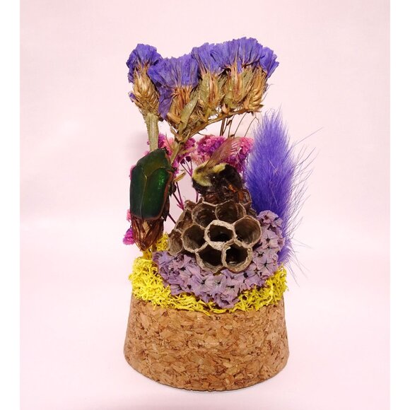 June Bug Carpenter Bee & Wasp Nest Oddity Jar taxidermy curiosity goth witchy - Picture 2 of 12